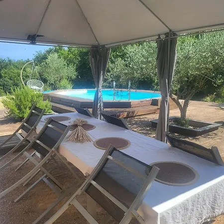 De La Flachere Villa *